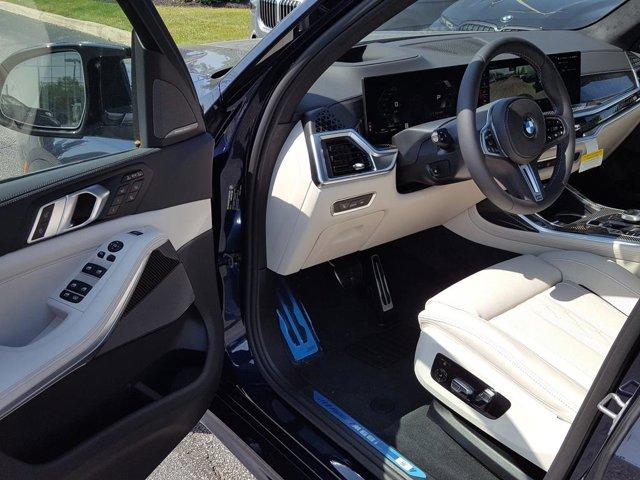 new 2026 BMW X7 car, priced at $123,140