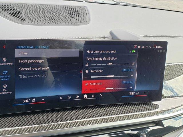 new 2026 BMW X7 car, priced at $125,380