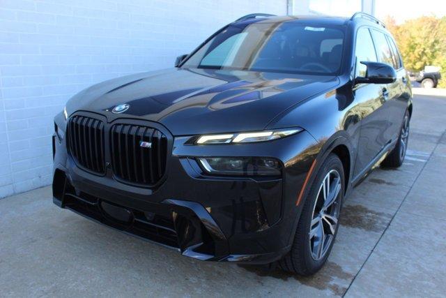 new 2025 BMW X7 car, priced at $120,170