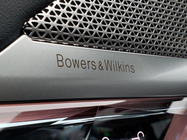 new 2025 BMW 740 car, priced at $104,175