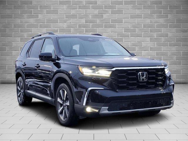 used 2023 Honda Pilot car, priced at $38,749