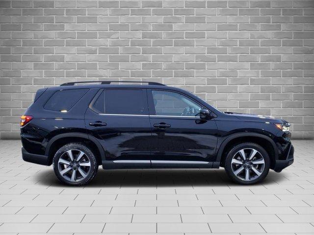 used 2023 Honda Pilot car, priced at $38,749