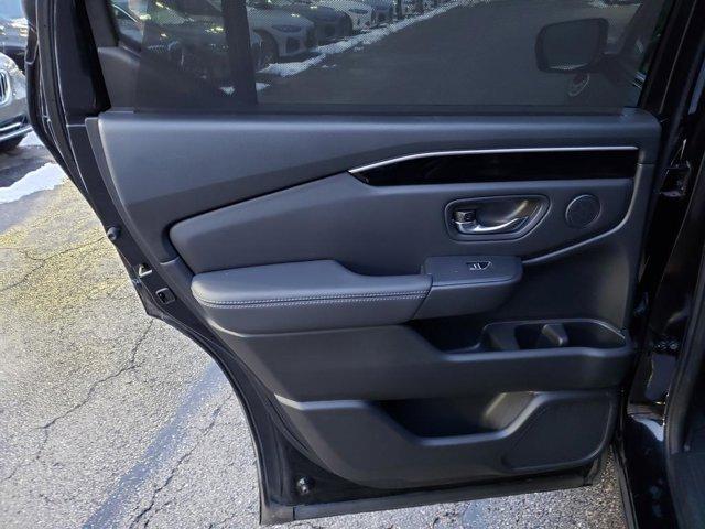 used 2023 Honda Pilot car, priced at $38,749