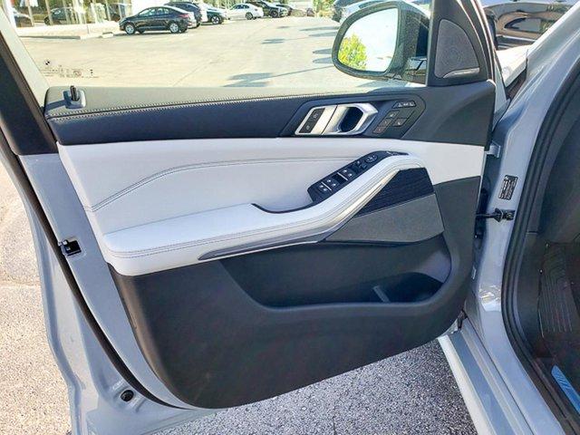 new 2026 BMW X7 car, priced at $98,055
