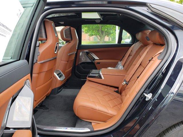 new 2025 BMW 760 car, priced at $139,875