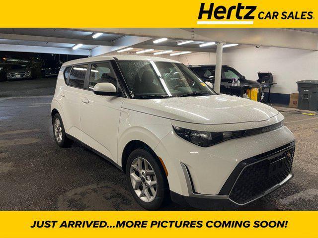 used 2023 Kia Soul car, priced at $15,425