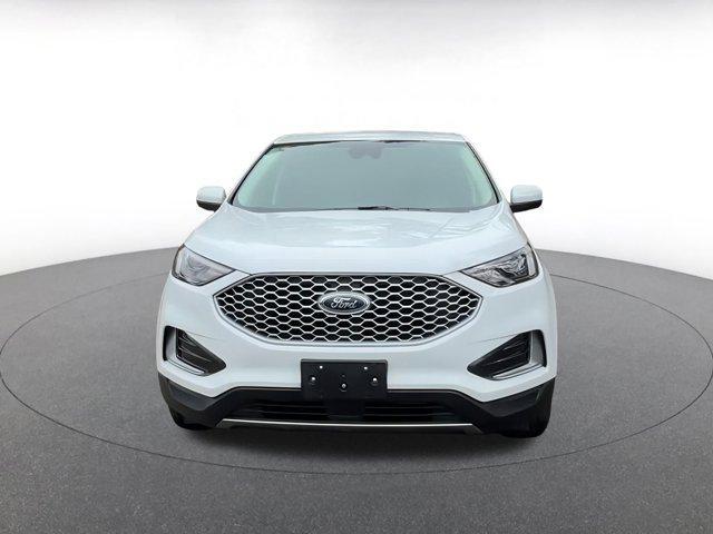used 2024 Ford Edge car, priced at $25,823