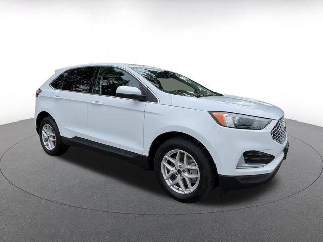 used 2024 Ford Edge car, priced at $25,823