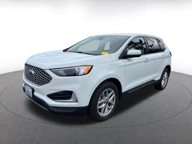 used 2024 Ford Edge car, priced at $25,208