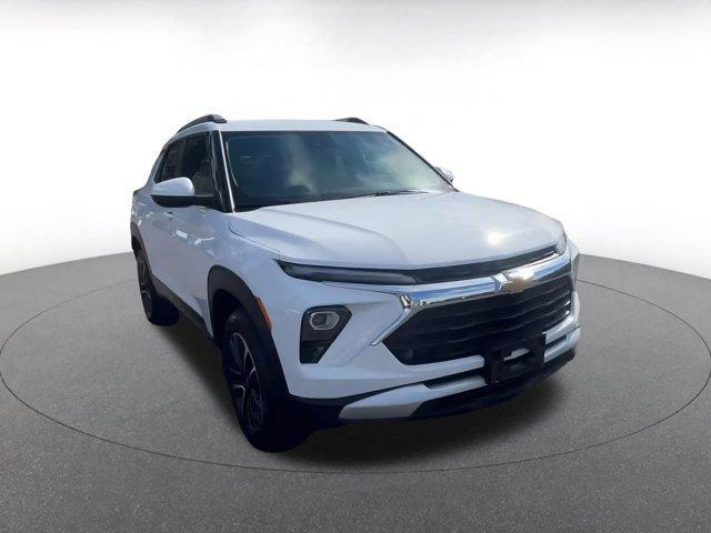 used 2024 Chevrolet TrailBlazer car, priced at $21,276