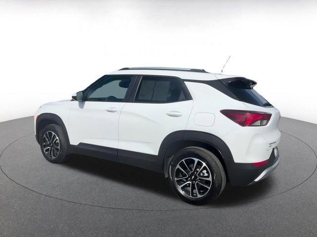 used 2024 Chevrolet TrailBlazer car, priced at $21,276