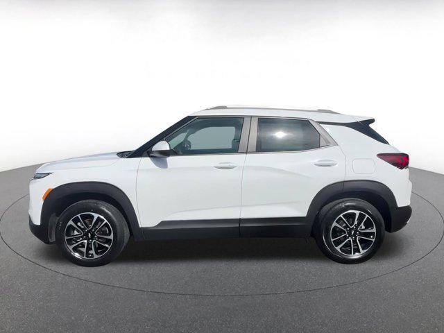 used 2024 Chevrolet TrailBlazer car, priced at $21,276