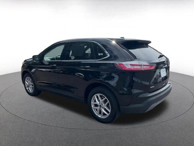 used 2024 Ford Edge car, priced at $25,058