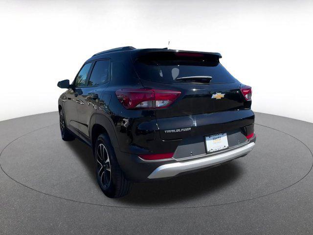 used 2024 Chevrolet TrailBlazer car, priced at $20,592