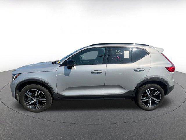 used 2024 Volvo XC40 car, priced at $27,162