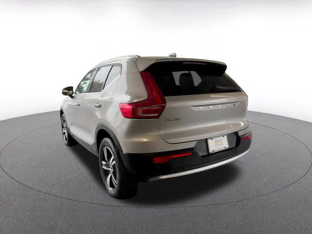 used 2024 Volvo XC40 car, priced at $28,267