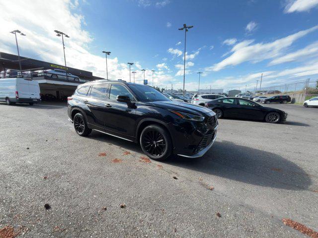 used 2024 Toyota Highlander car, priced at $43,690