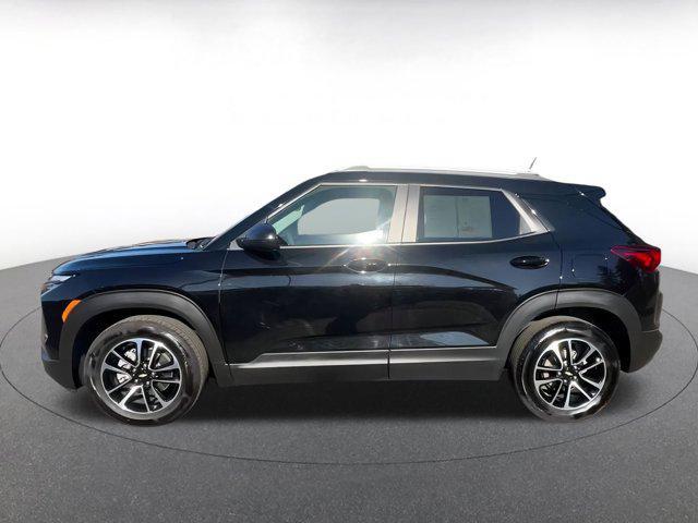 used 2024 Chevrolet TrailBlazer car, priced at $21,002