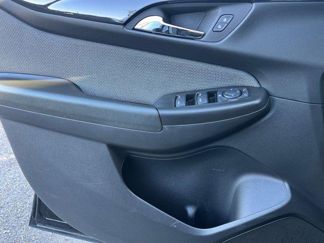 used 2024 Chevrolet TrailBlazer car, priced at $21,002