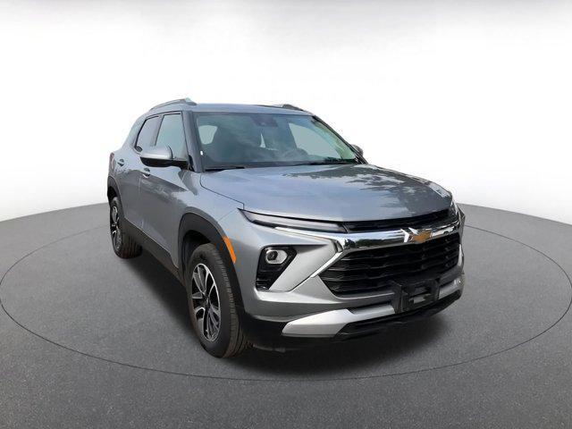 used 2024 Chevrolet TrailBlazer car, priced at $22,235