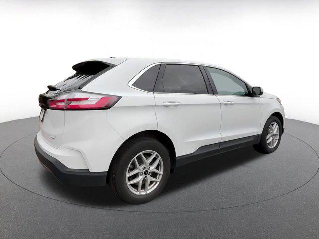 used 2024 Ford Edge car, priced at $25,576