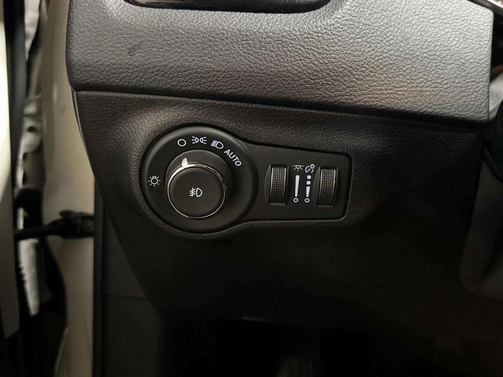 used 2021 Jeep Compass car, priced at $18,591