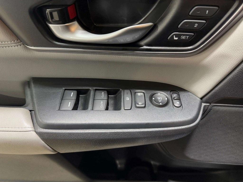 used 2018 Honda CR-V car, priced at $15,991