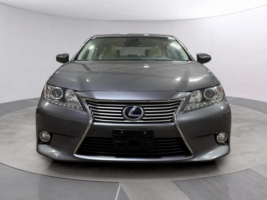 used 2013 Lexus ES 300h car, priced at $15,895