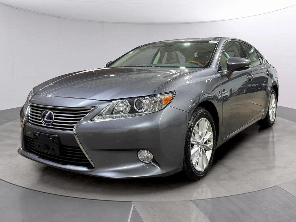 used 2013 Lexus ES 300h car, priced at $15,895