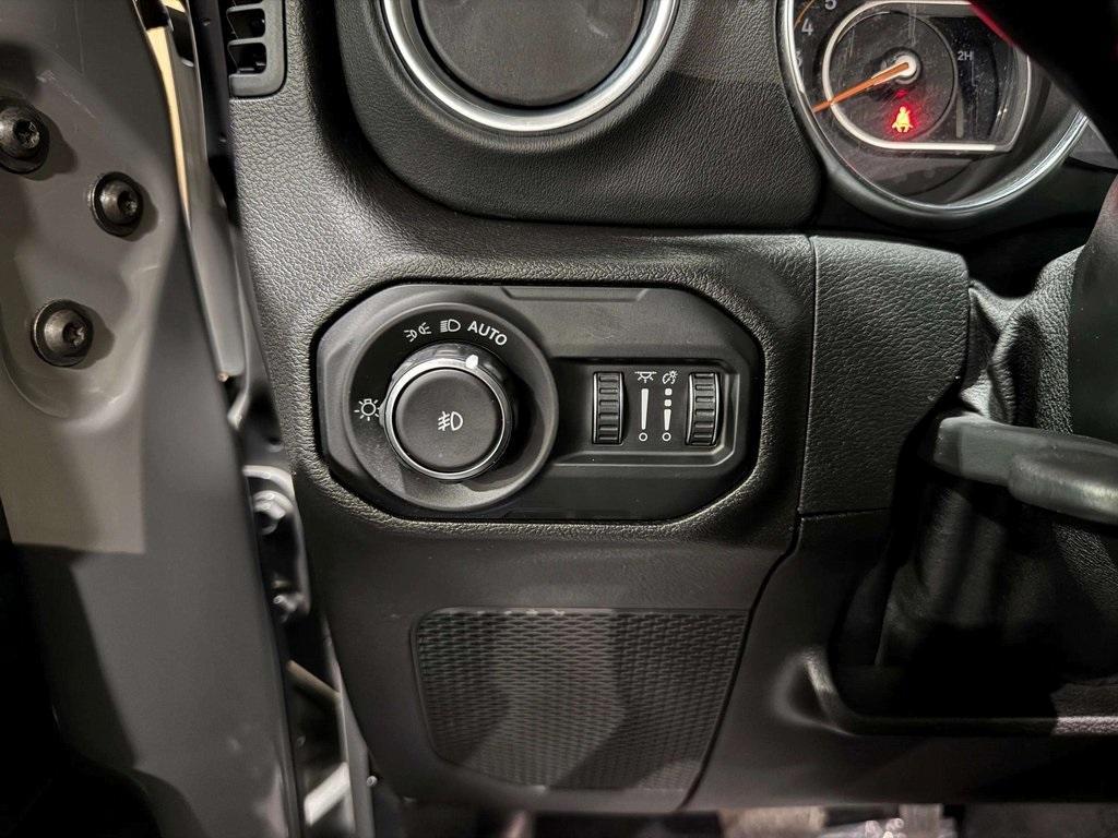 used 2021 Jeep Wrangler Unlimited car, priced at $33,981