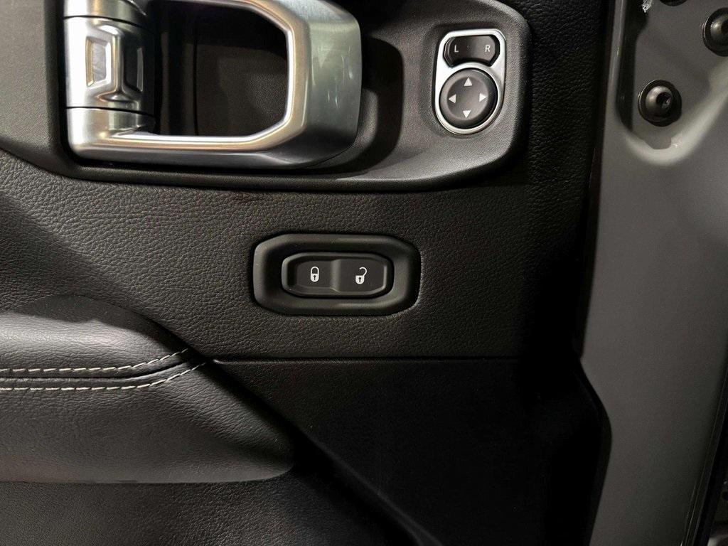 used 2021 Jeep Wrangler Unlimited car, priced at $33,981