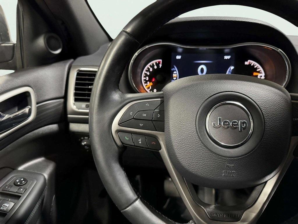 used 2020 Jeep Grand Cherokee car, priced at $25,789