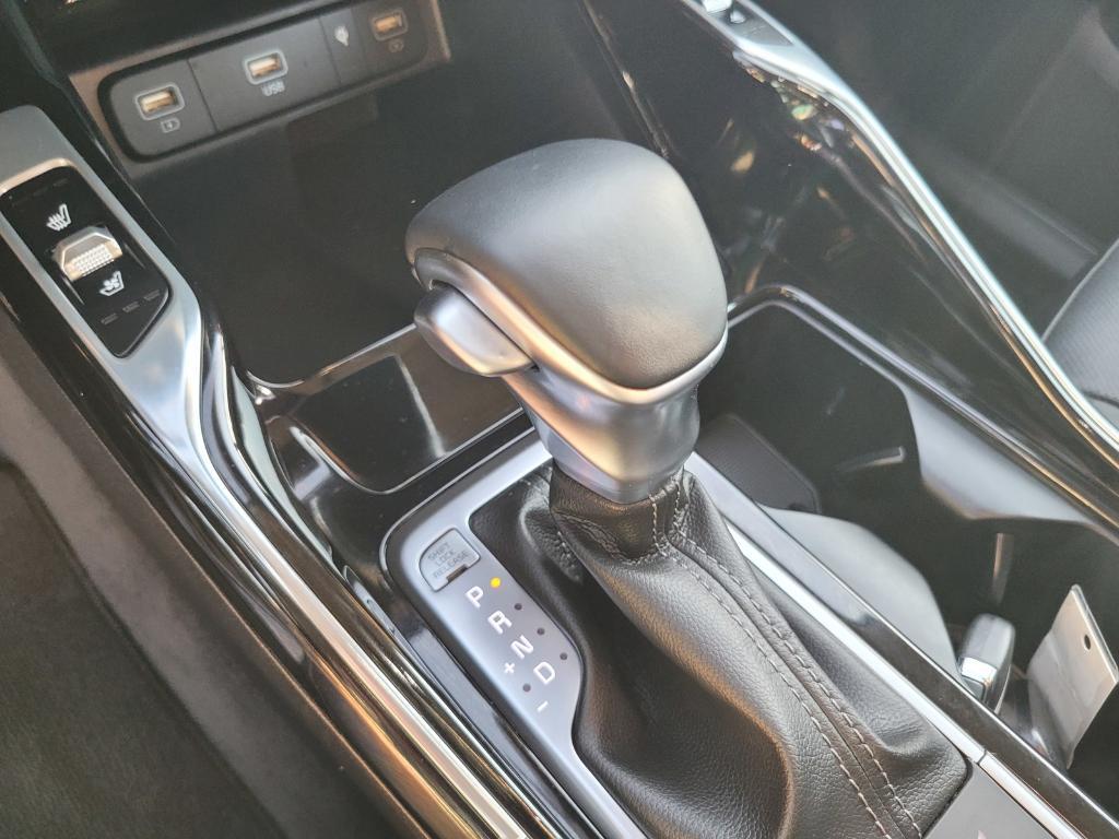 used 2022 Kia Sorento car, priced at $34,175