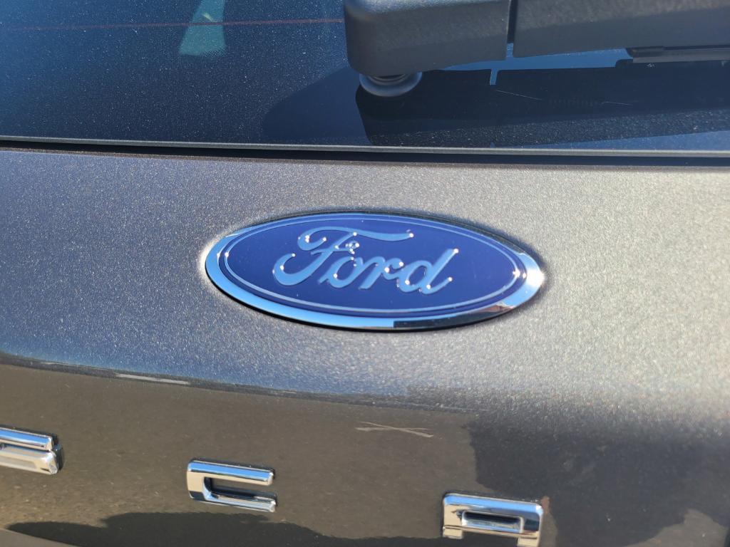 used 2022 Ford Escape car, priced at $25,962