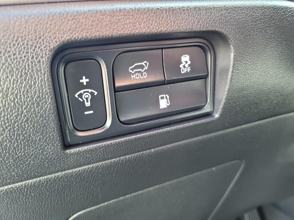 used 2025 Kia Sorento Plug-In Hybrid car, priced at $46,612