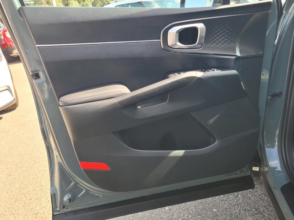 used 2025 Kia Sorento Plug-In Hybrid car, priced at $46,612