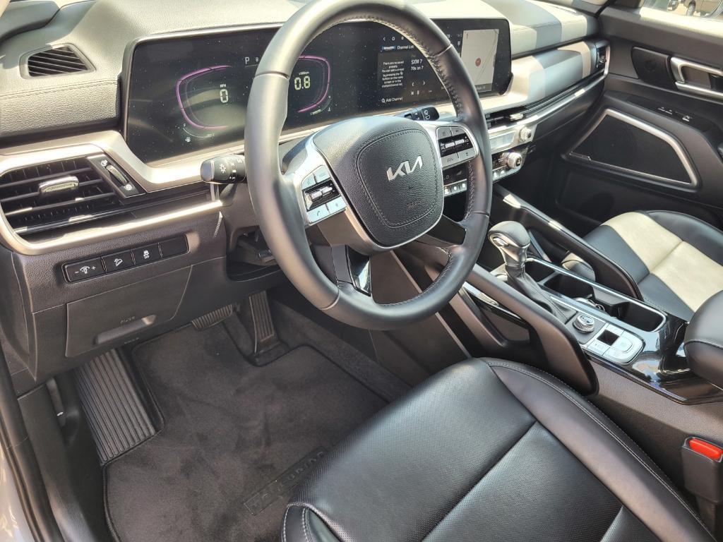 used 2024 Kia Telluride car, priced at $37,231