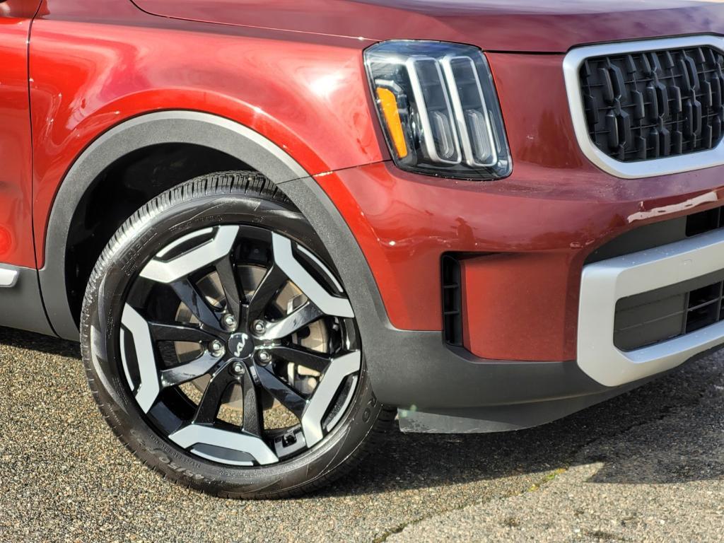 used 2024 Kia Telluride car, priced at $39,544