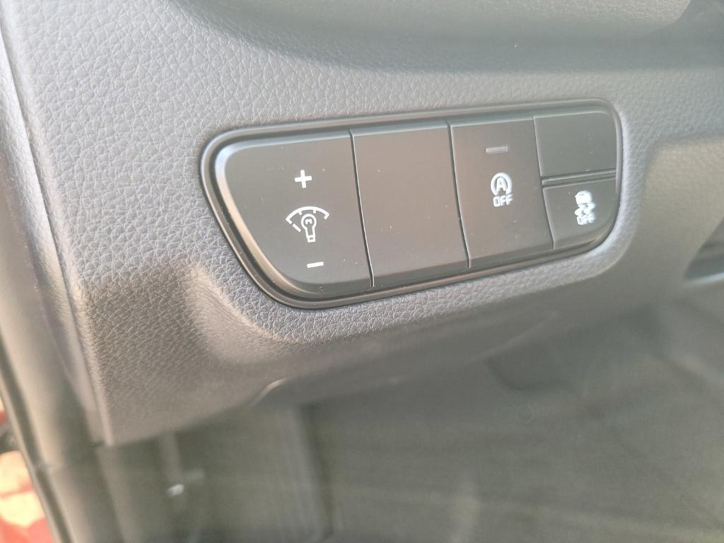 used 2025 Kia Seltos car, priced at $23,315