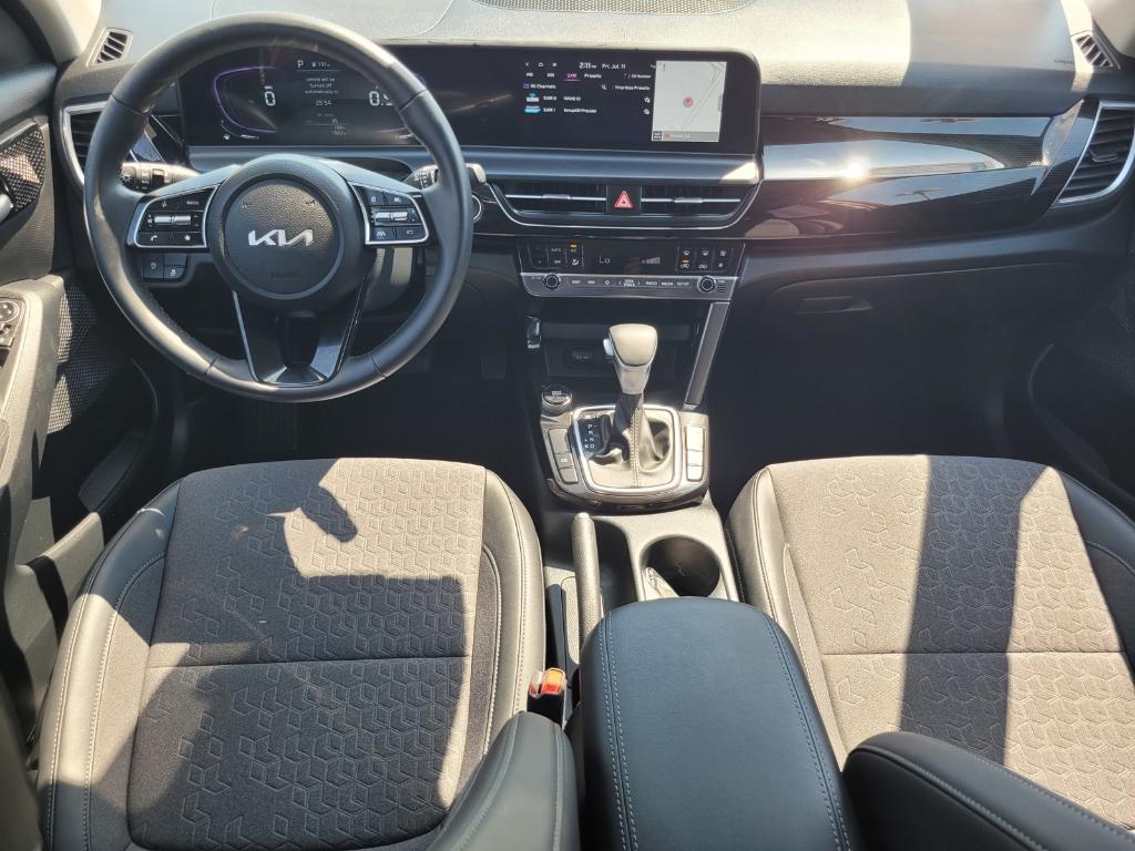 used 2025 Kia Seltos car, priced at $23,315