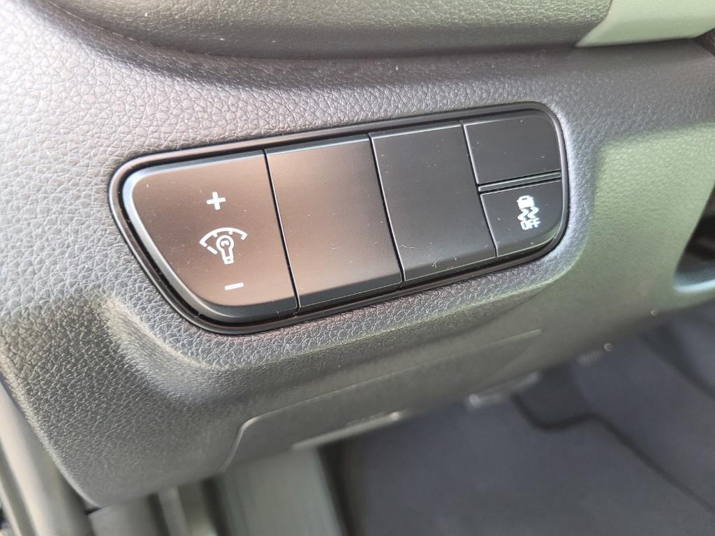 used 2024 Kia Seltos car, priced at $28,354