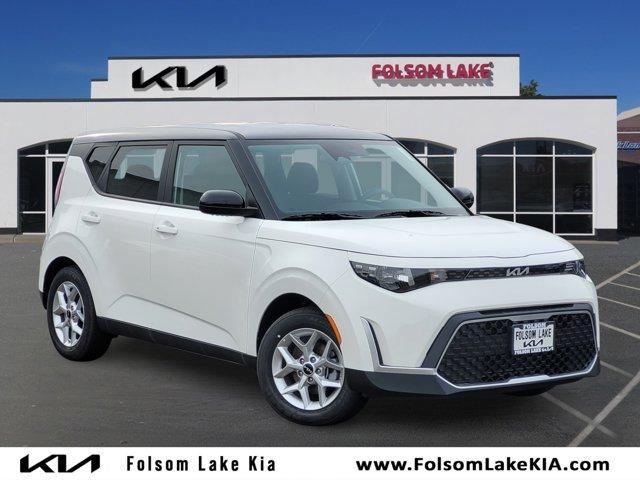 new 2025 Kia Soul car, priced at $24,685