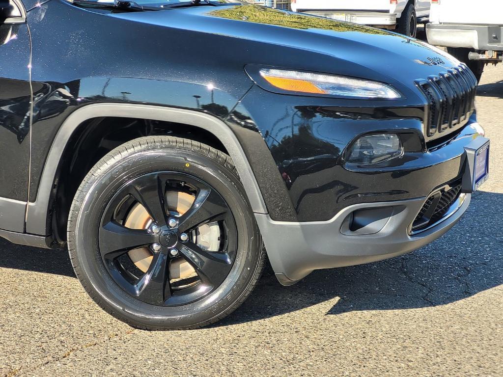 used 2018 Jeep Cherokee car, priced at $11,595