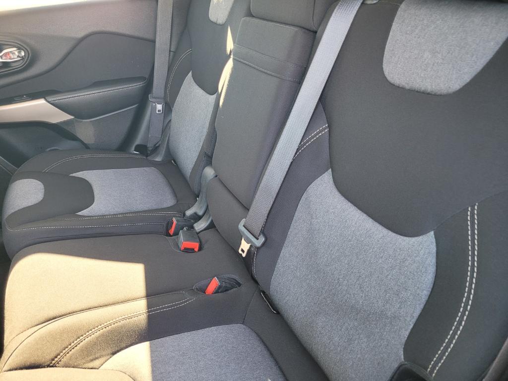 used 2018 Jeep Cherokee car, priced at $13,477