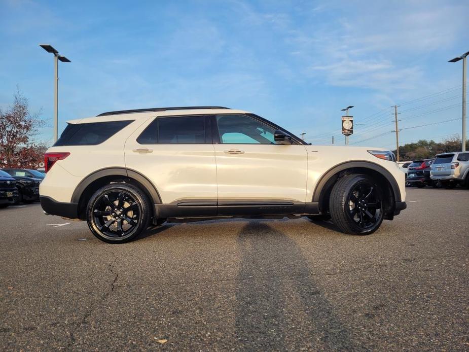 used 2023 Ford Explorer car, priced at $38,052