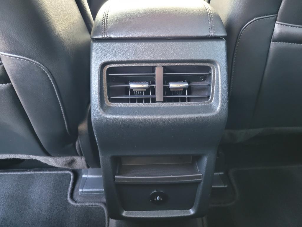 used 2024 Ford Edge car, priced at $25,970