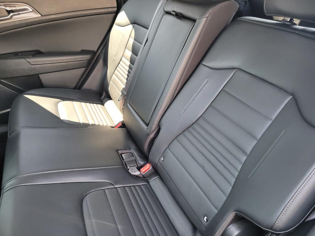used 2023 Kia Sportage Hybrid car, priced at $33,751