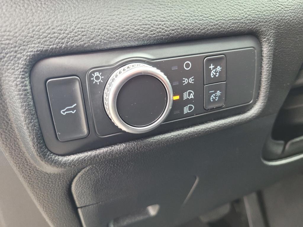 used 2022 Ford Explorer car, priced at $28,327