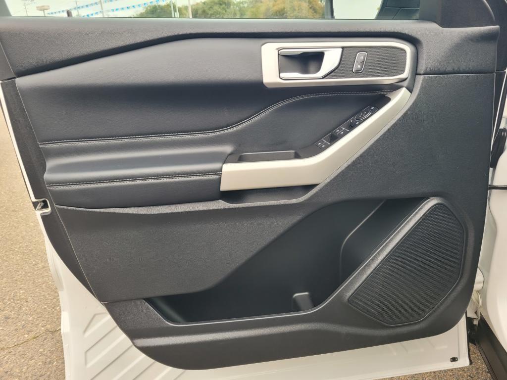 used 2022 Ford Explorer car, priced at $28,327