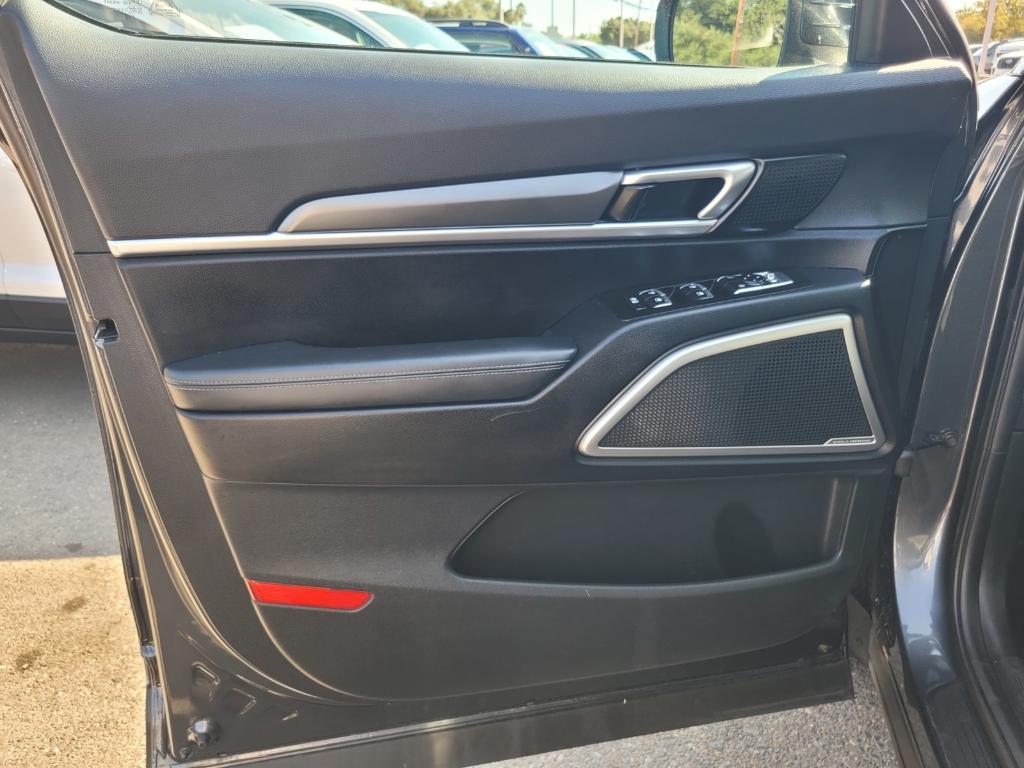 used 2022 Kia Telluride car, priced at $28,353
